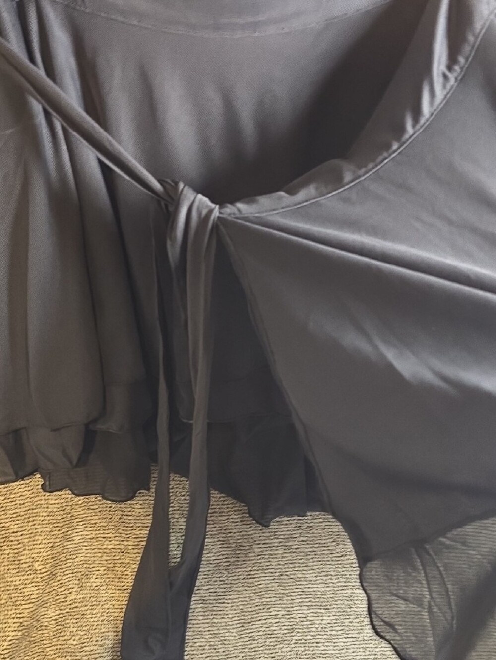 Women's Black Layered Tie-Waist Skater Skirt - Picture 5 of 9